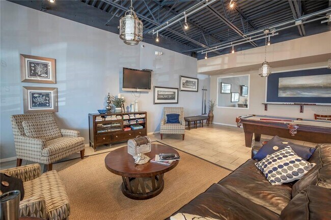 Building Photo - 6036 Anchorage Way S