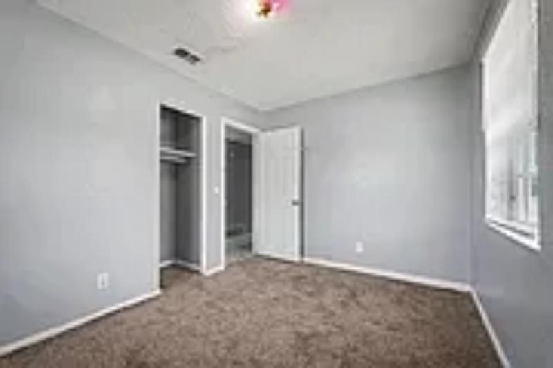 Building Photo - 9504 Waynesboro Ave