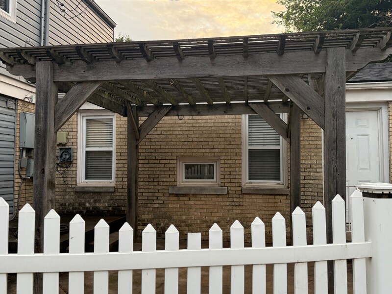 Building Photo - 3329 NW 24th St