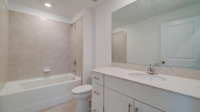 Building Photo - 4019 San Clemente Ct