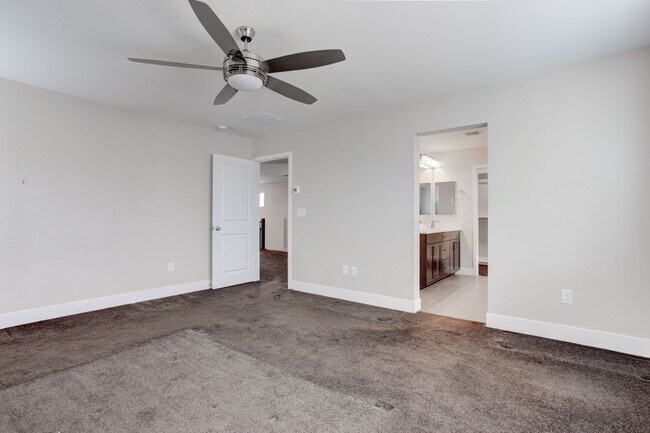 Building Photo - 9020 Nopah Peak Ct