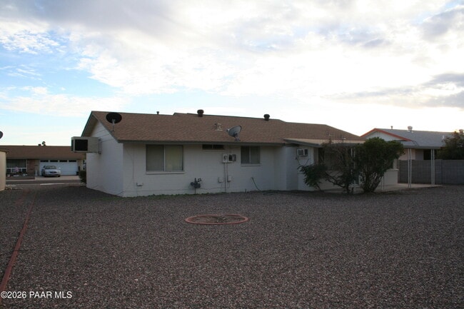 Building Photo - 11014 W Cheryl Dr