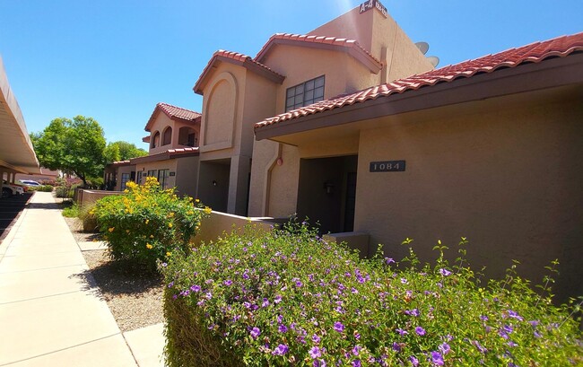 Primary Photo - VERY NICE SOUTH SCOTTSDALE TOWNHOME!