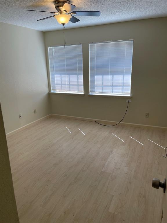 Building Photo - 12235 Sandpiper Dr