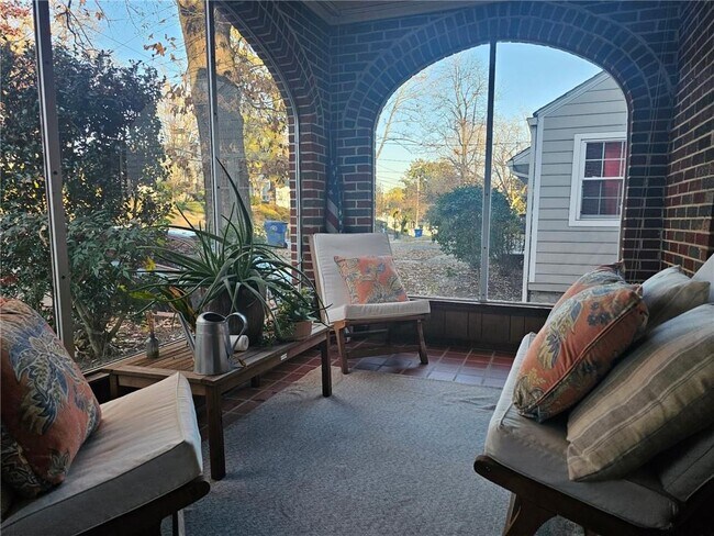 Building Photo - 245 Lindbergh Drive NE