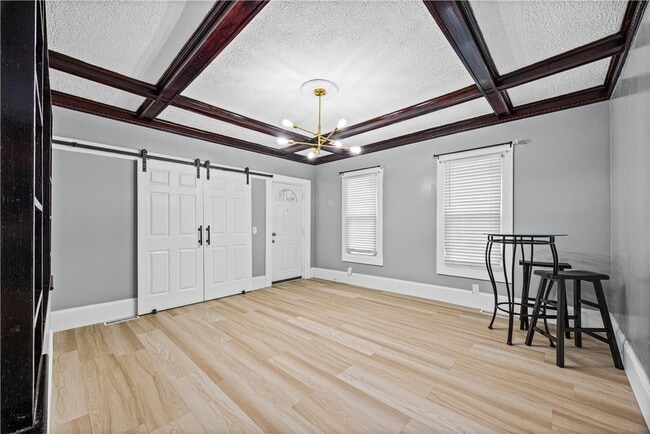 Building Photo - 325 1st St