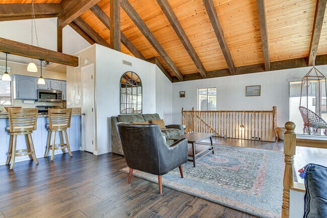 Building Photo - 1286 Timber Ln