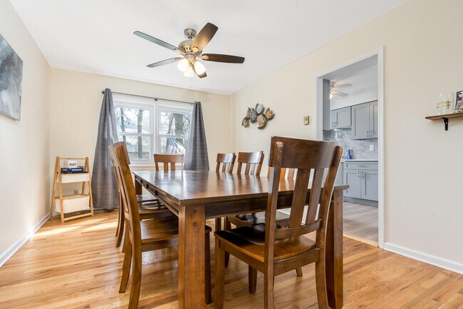 Building Photo - Youngs Drive