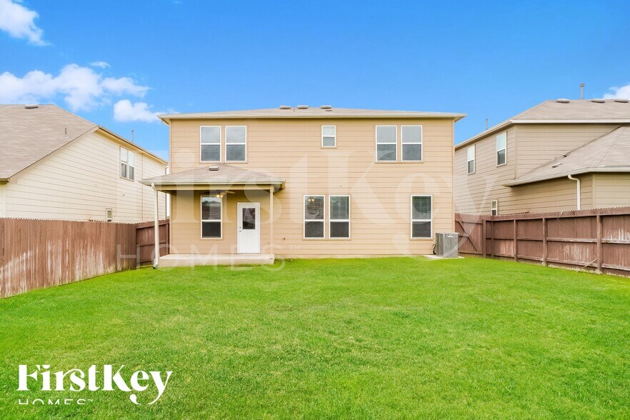 Building Photo - 10514 Century Farm Dr