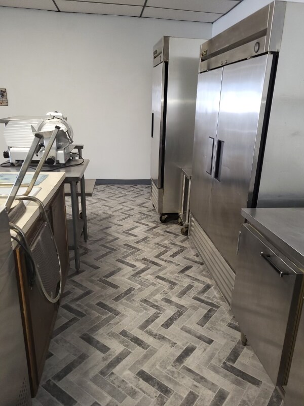 Building Photo - 373 Munson Ave