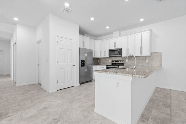 Building Photo - 22 Pony Ln