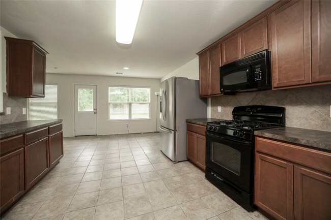 Building Photo - 6642 Haven Forest Ln