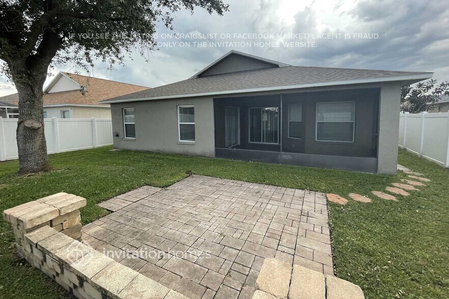 Building Photo - 1022 Torreya Way