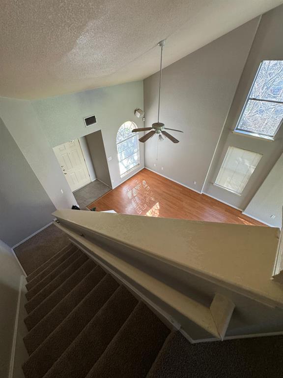 Building Photo - 8901 Vigen Cir