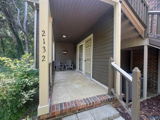 Building Photo - 2132 Belle Grove Dr SW