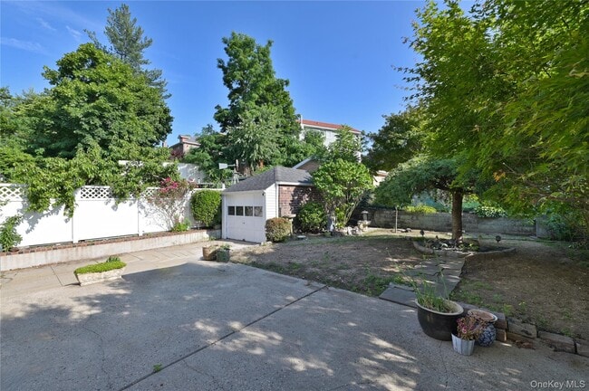 Building Photo - 249-48 Rushmore Terrace