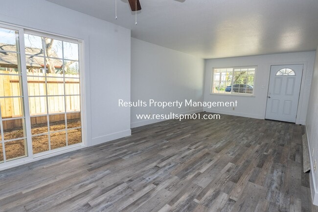 Building Photo - 7867 Mariposa Ave
