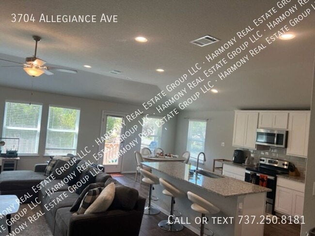 Building Photo - 3704 Allegiance Ave
