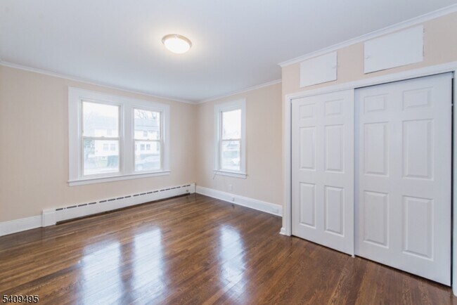 Building Photo - 72 Claremont Ave