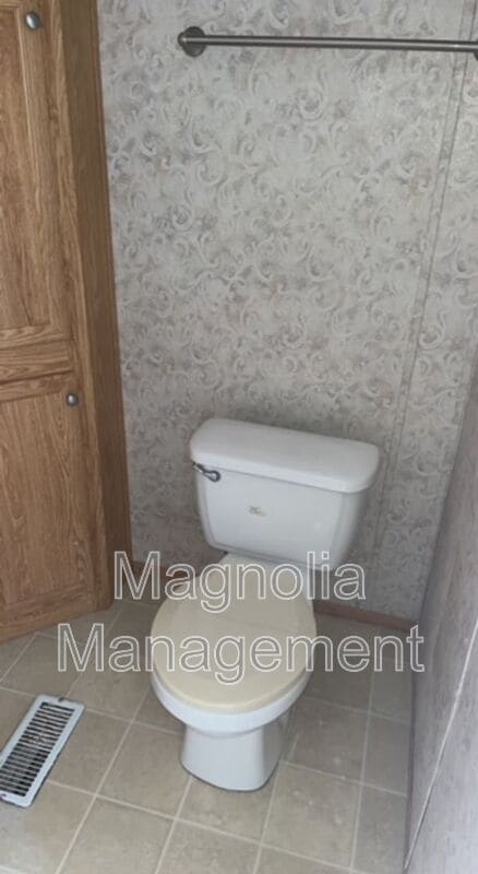 Building Photo - 1096 Tollie Weldon Rd