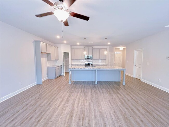 Building Photo - 2580 Mls Cmn Dr