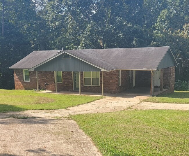 Primary Photo - 301 English Rd