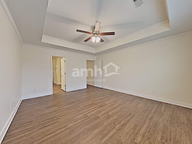Building Photo - 584 Woodall Rd