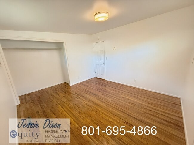 Building Photo - 666 E 675 N