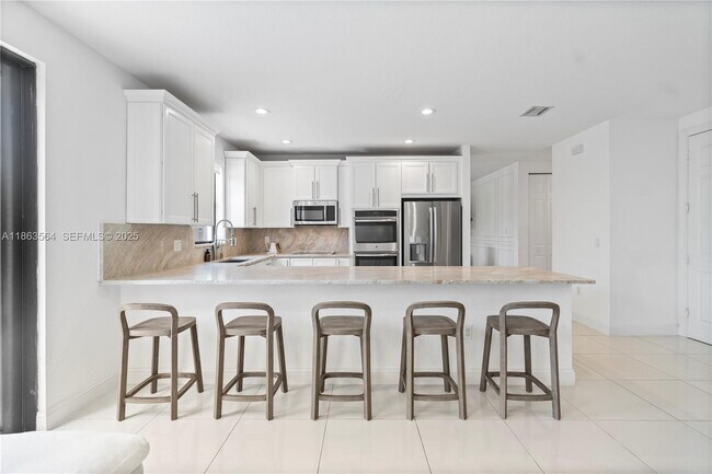 Building Photo - 9974 NW 86th Terrace