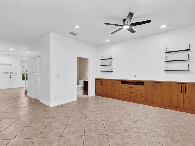 Building Photo - 18164 Boca Way Dr