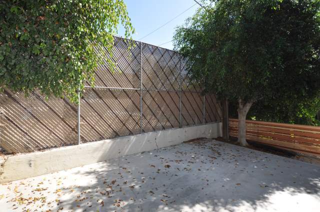 Building Photo - 2119 Elsinore St