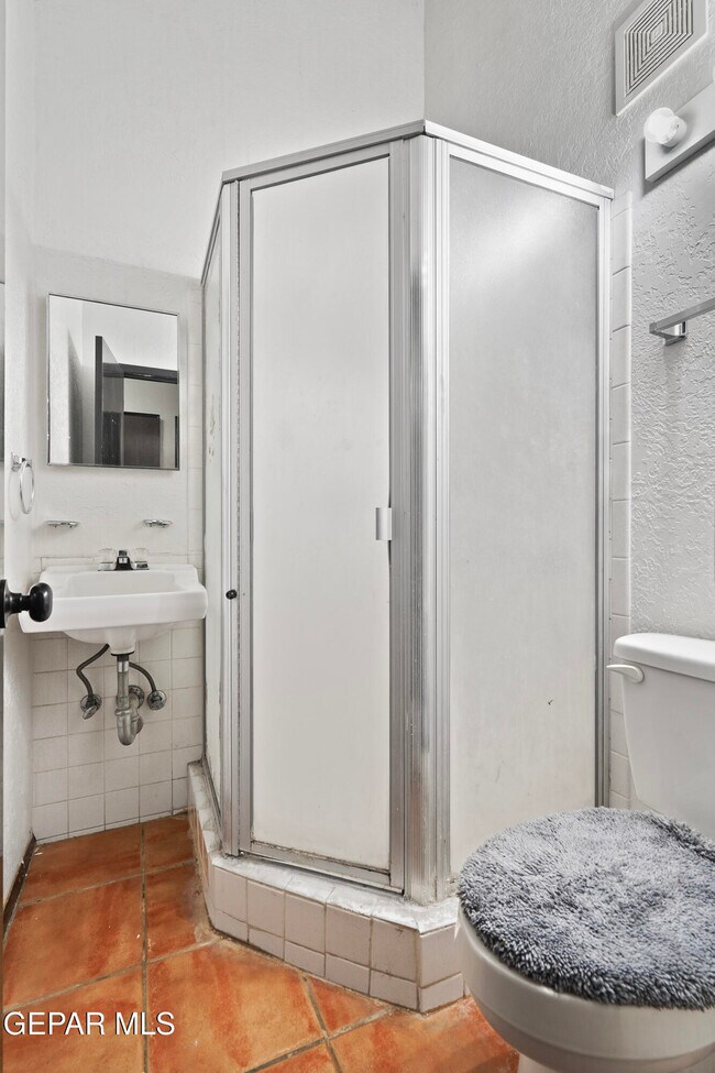 Building Photo - 8201 Big Bend Dr