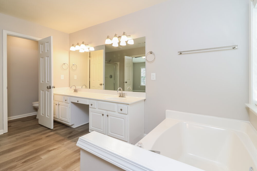 Building Photo - 6285 Whirlaway Dr