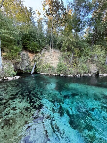 Building Photo - 3610 Conwick Dr