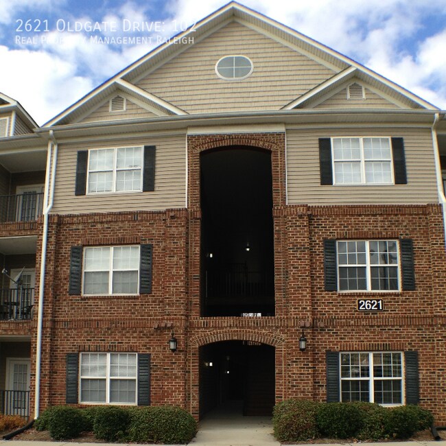 Primary Photo - 2621 Oldgate Dr