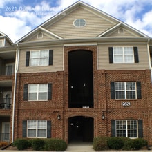 Building Photo - 2621 Oldgate Dr