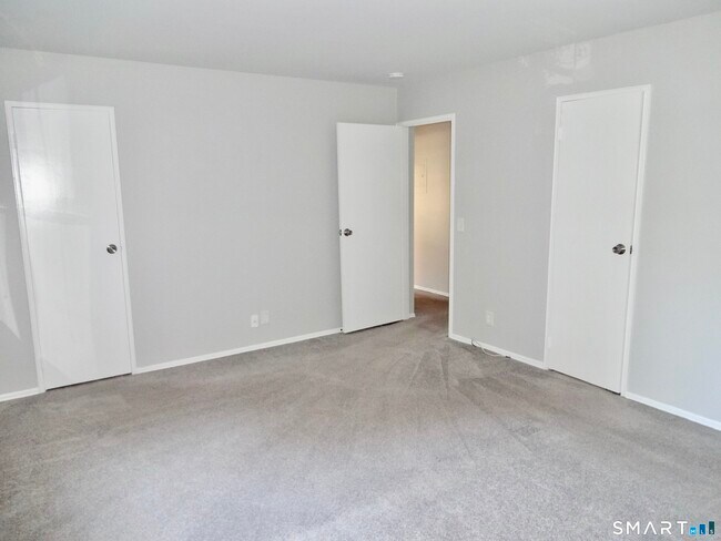 Building Photo - 245 Unquowa Rd