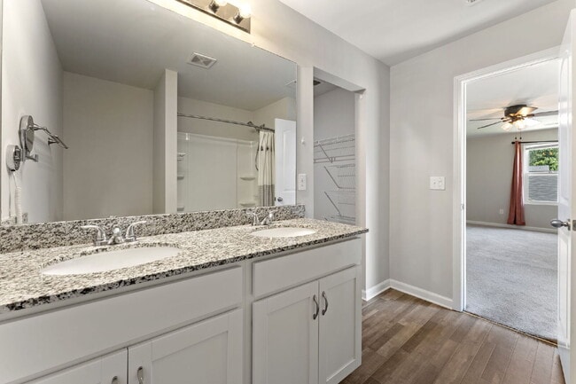 Building Photo - Charming 3-Bedroom Home in Millstone Subdi...