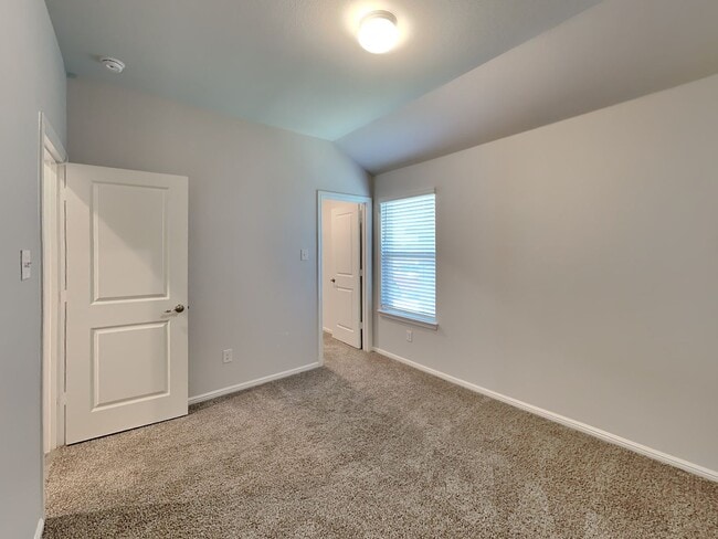 Building Photo - Chapel Creek Beauty with Designer Kitchen, Spacious Layout & Private Backyard Retreat!