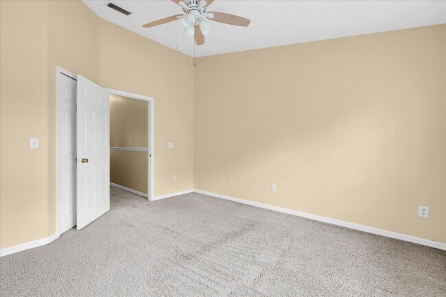 Building Photo - 9624 Carlsdale Dr
