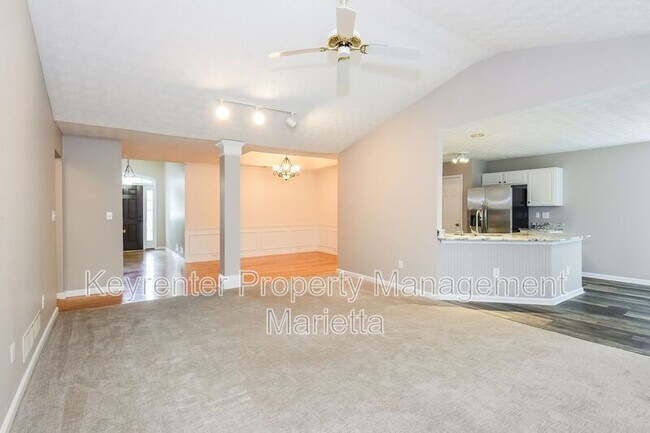 Building Photo - 1393 Treewood Trail