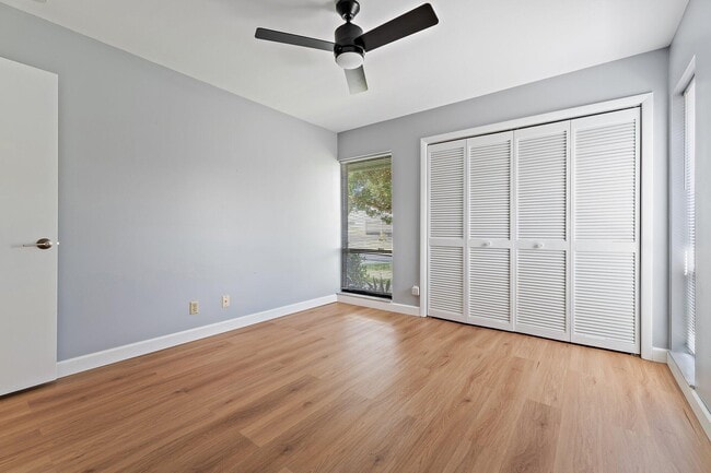 Building Photo - 2711 SW Egret Pond Cir