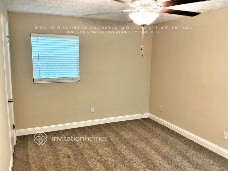 Building Photo - 3537 Fortuna Dr