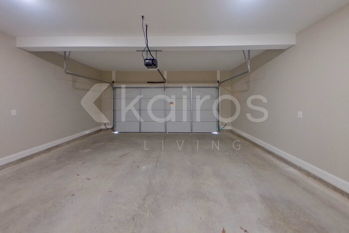 Building Photo - 157 Allentown Wy