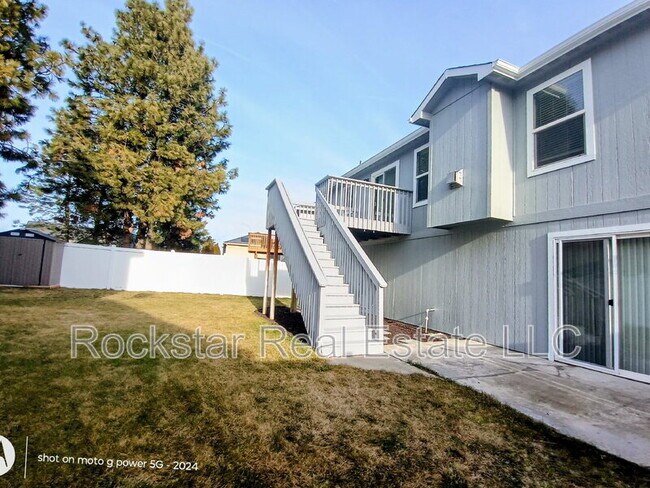 Building Photo - 9022 W Campus Dr