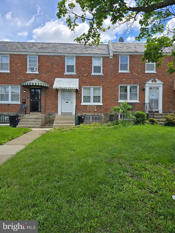 Primary Photo - 5905 N Front St