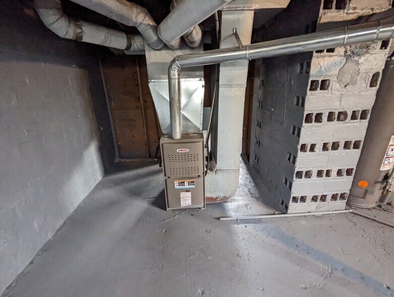 Building Photo - 3105 14th St SW