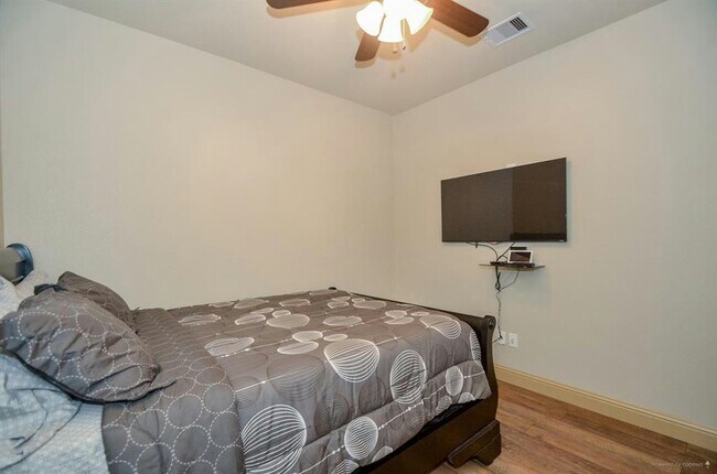 Building Photo - 2418 Grey Reef Dr