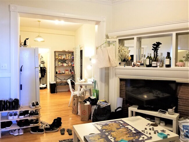 Building Photo - 2bed / 1bath close to Boston University