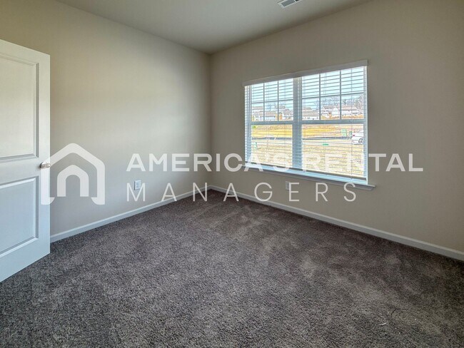 Building Photo - Your New Home Awaits in Hunter's Point at Innsbrooke in Pinson, AL! Available to View Now!!!